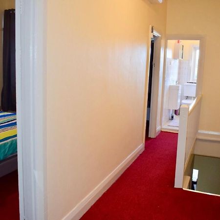 Comfortable 3 Bedroom Apartment In Trendy Haberfield Sydney Exterior photo